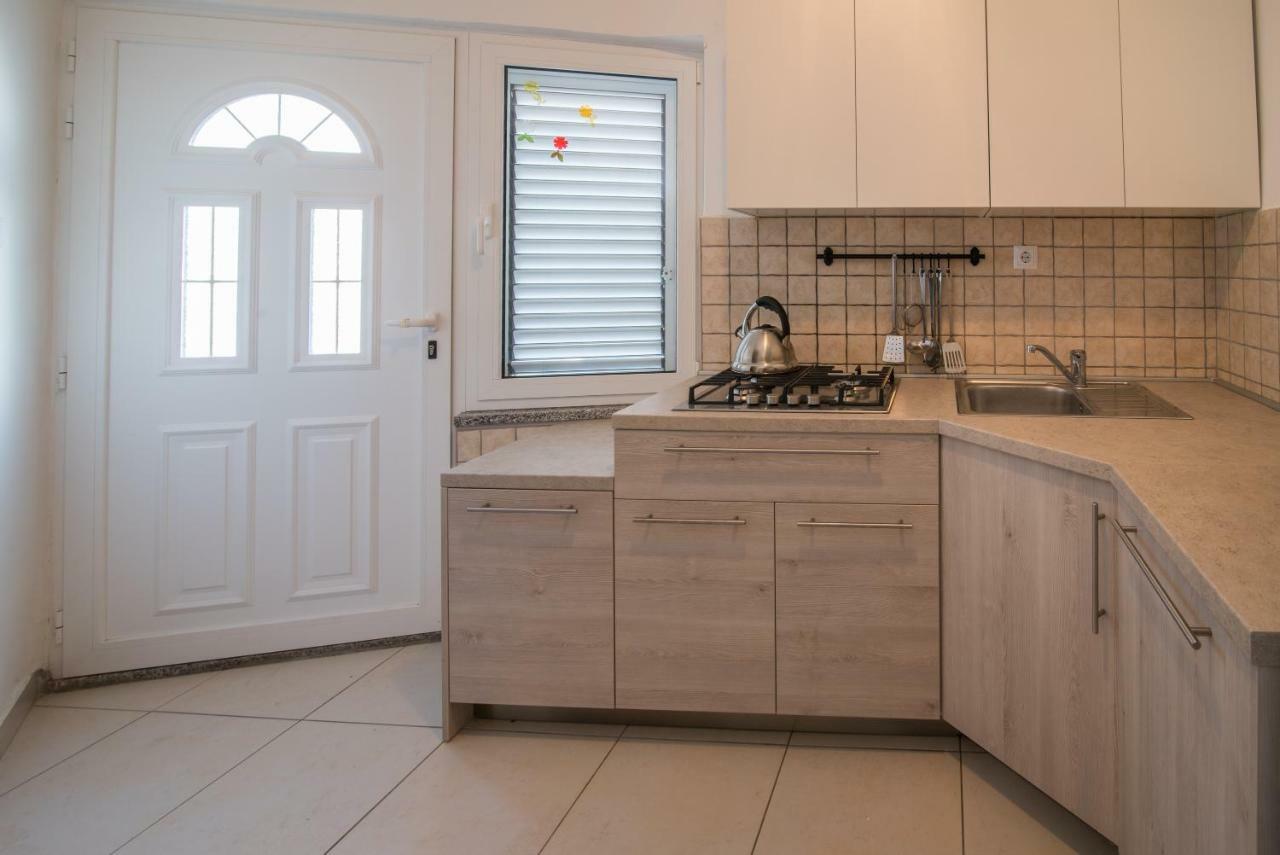 ורבניק Apartments Danica מראה חיצוני תמונה